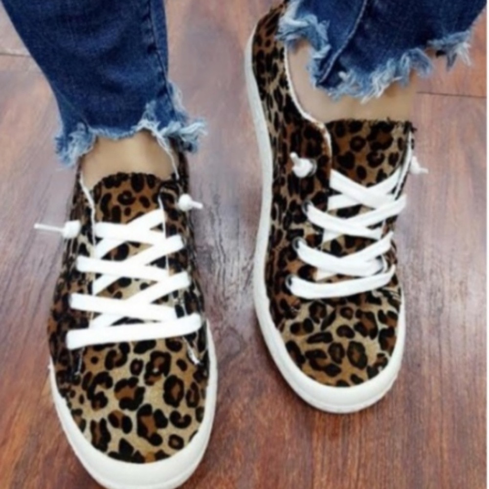 🛍 Leopard Sneakers - Picture 5 of 6